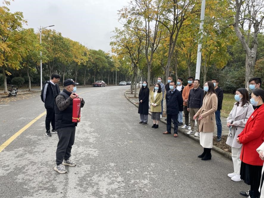 女优a片