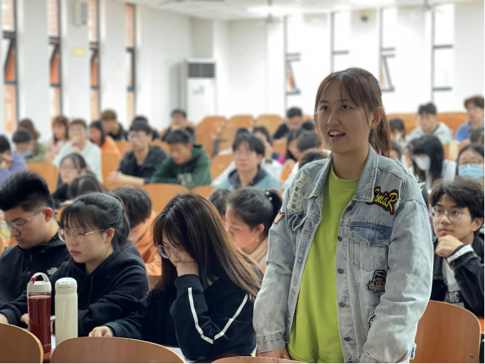 女优a片
